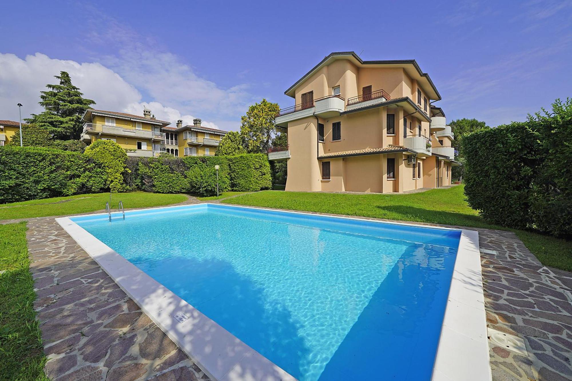 Apartamento Borgo Del Grillo P2-9 By Wonderful Italy Sirmione Exterior foto